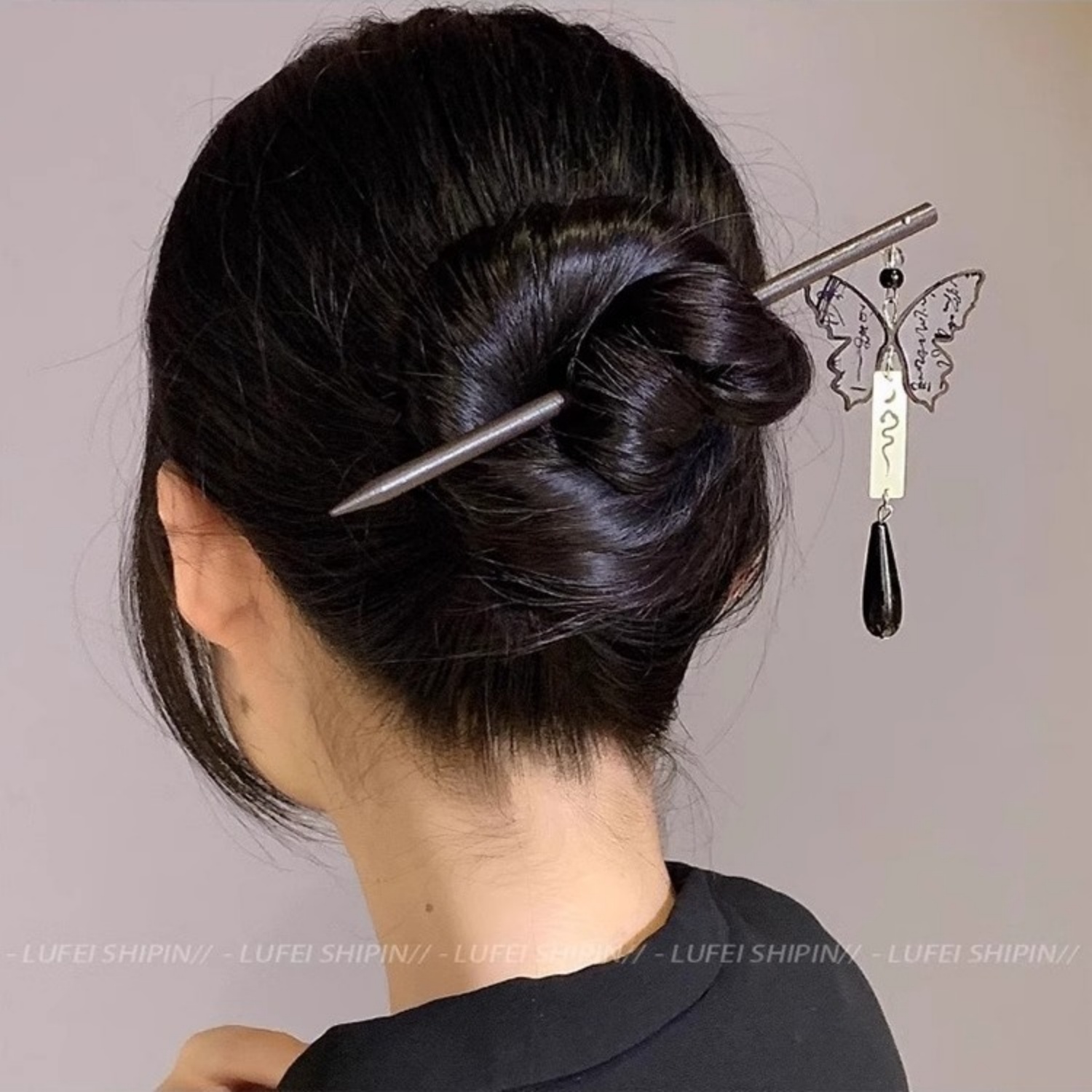 Light Luxury Wooden Tassel Hai - огляд і ціна Tech Accessories Women